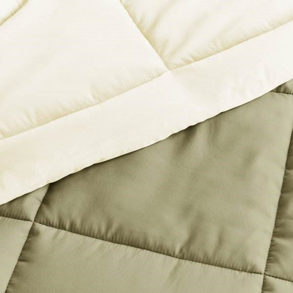 Reversible King/Cal King Comforter Set – Green/Cream